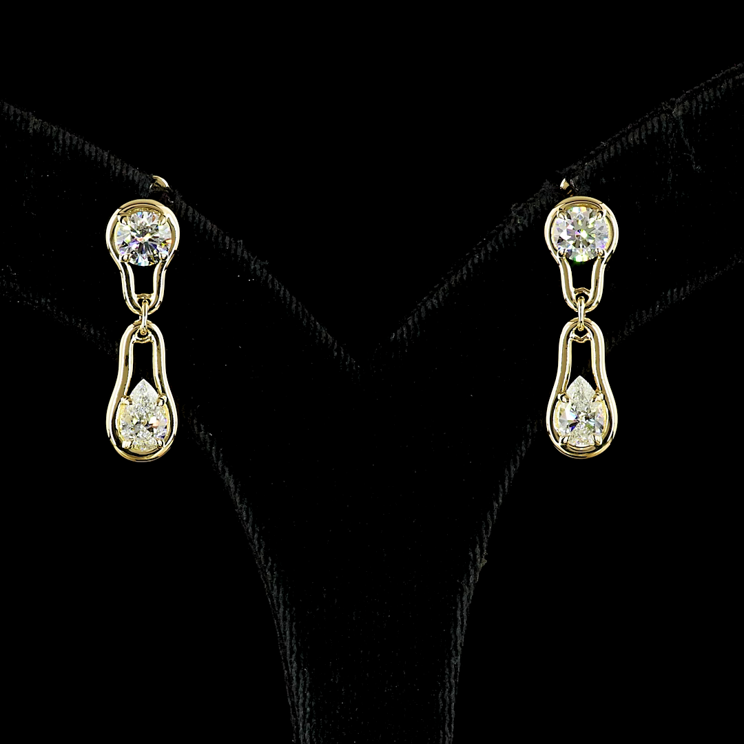 Hanging 3.86 ct