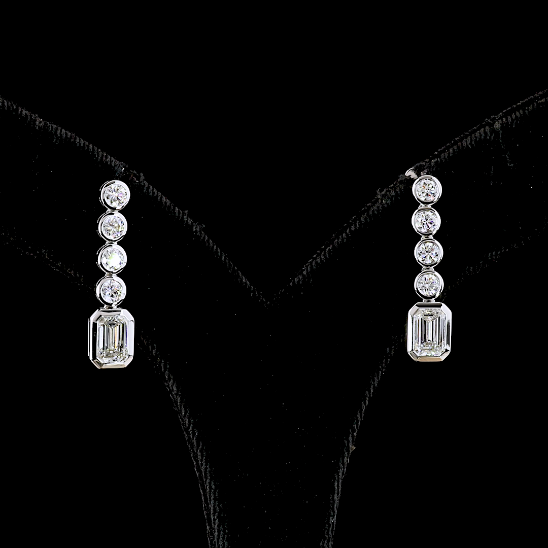 Hanging 3.67 ct