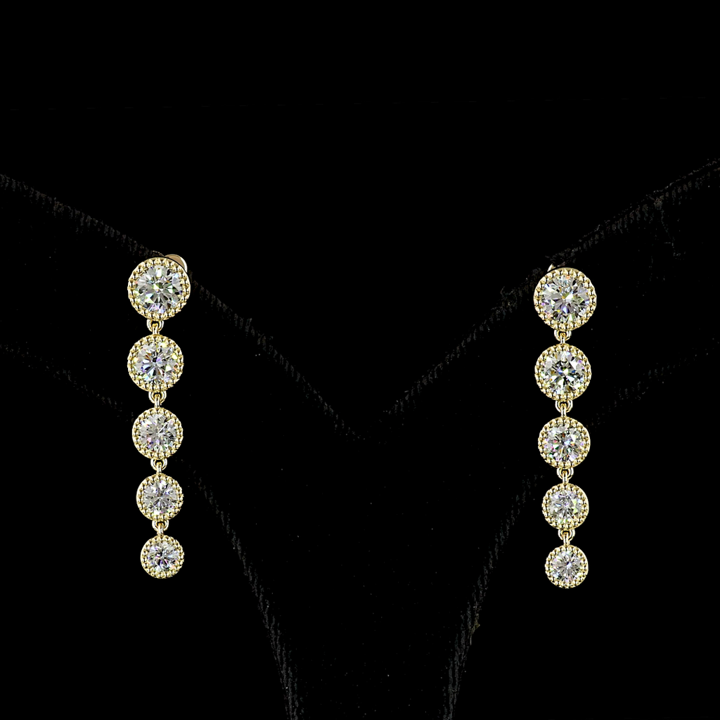 Hanging 5.35 ct
