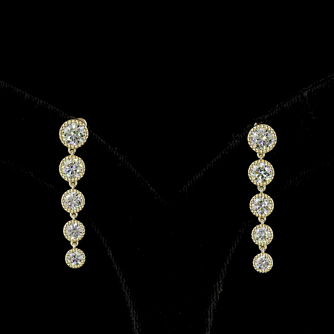 Hanging 5.35 ct