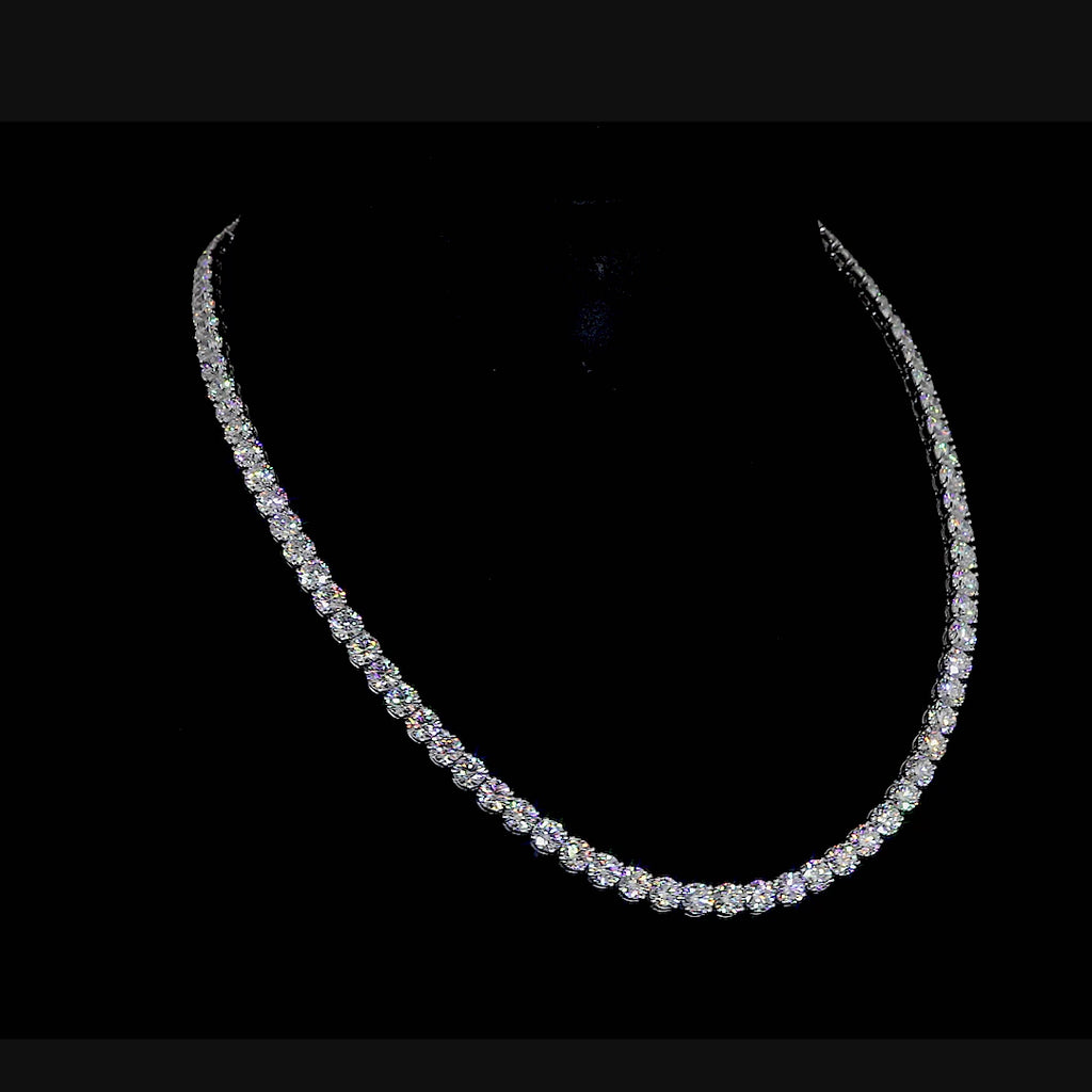 Halskette 31.16ct
